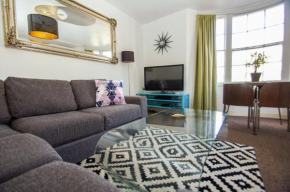 Отель Cannon Place - Central - by Brighton Holiday Lets  Брайтон